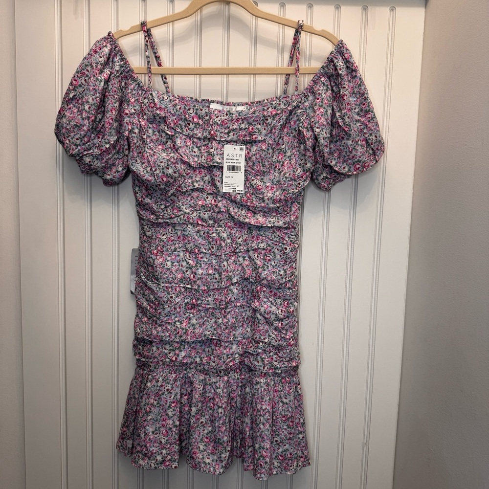 Astr The Label Pink Blue Ditzy Floral Off-Shoulder Garden Girl Weddng Min Dress - Picture 5 of 8